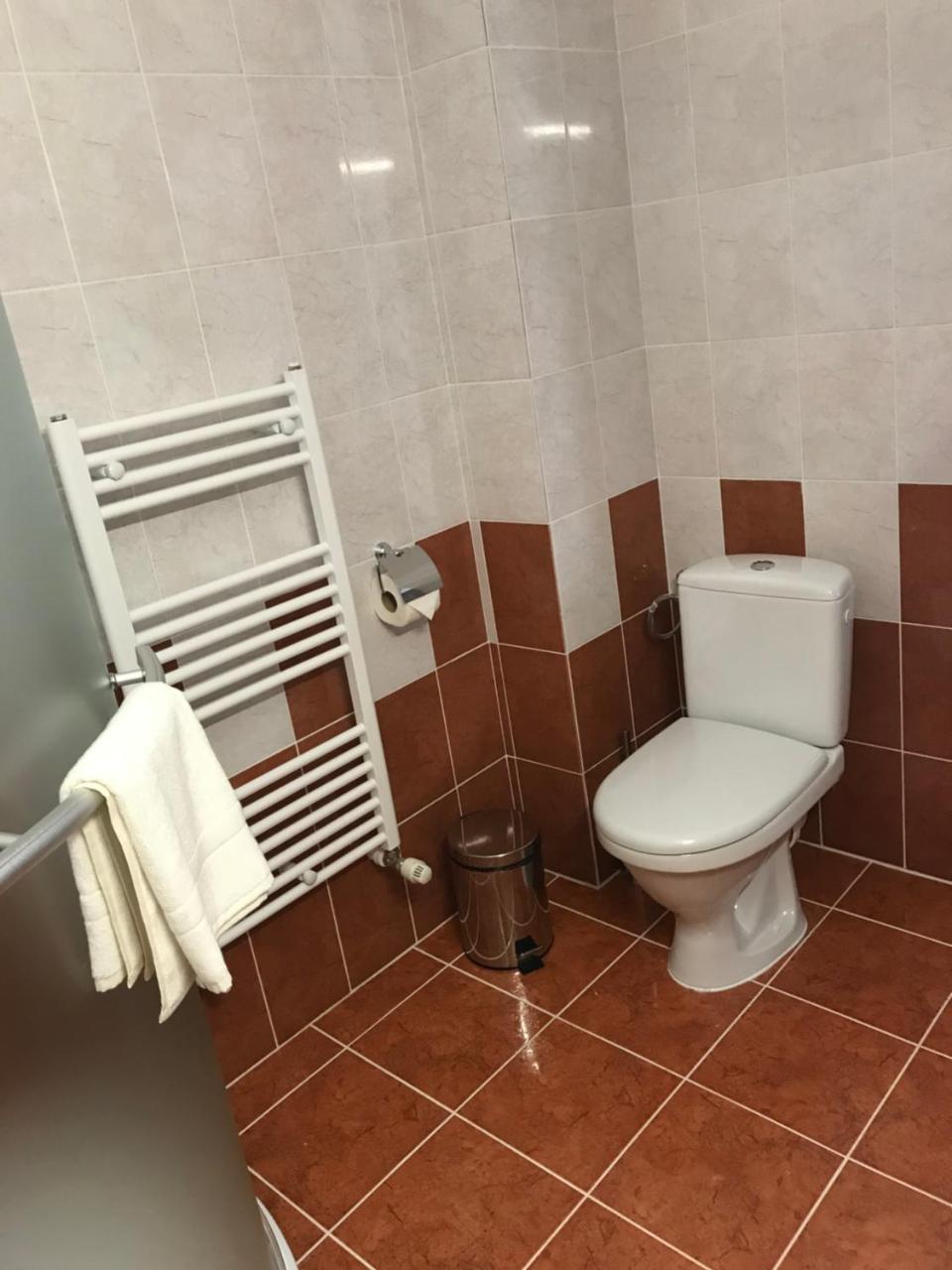 Pensiunea Granada Covasna Esterno foto